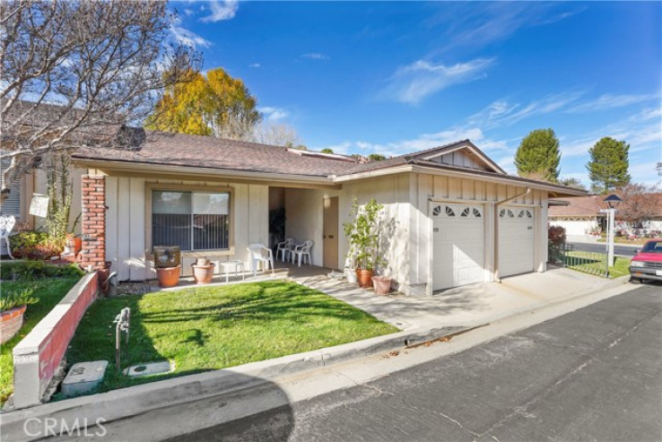 2 Bed Home for Sale in Newhall, California