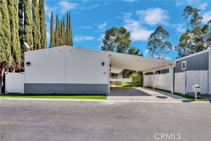 Residential Home in Calabasas
