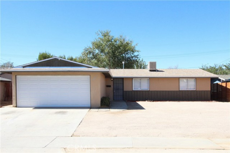 Residential Home in Palmdale