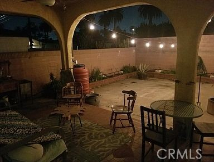 3 Bed Home to Rent in Long Beach, California
