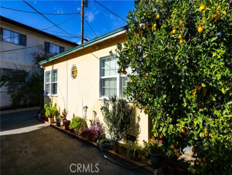  Income Home for Sale in Sierra Madre, California
