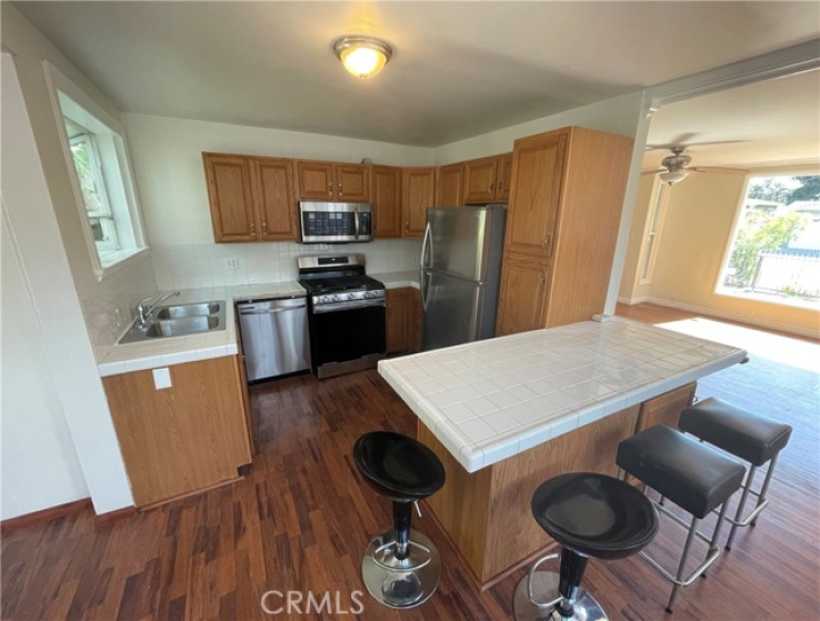 2 Bed Home to Rent in Long Beach, California