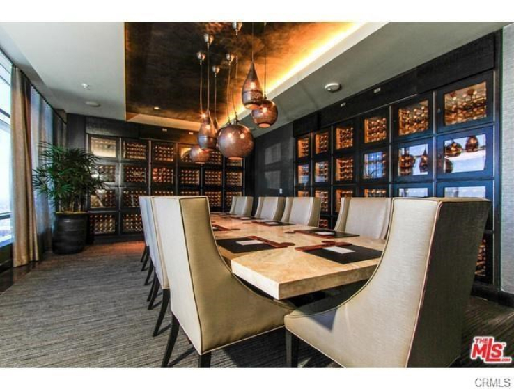 Ritz Carlton Residence Luxury Lifestyle For Rent