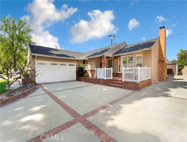3 Bed Home for Sale in Sun Valley, California