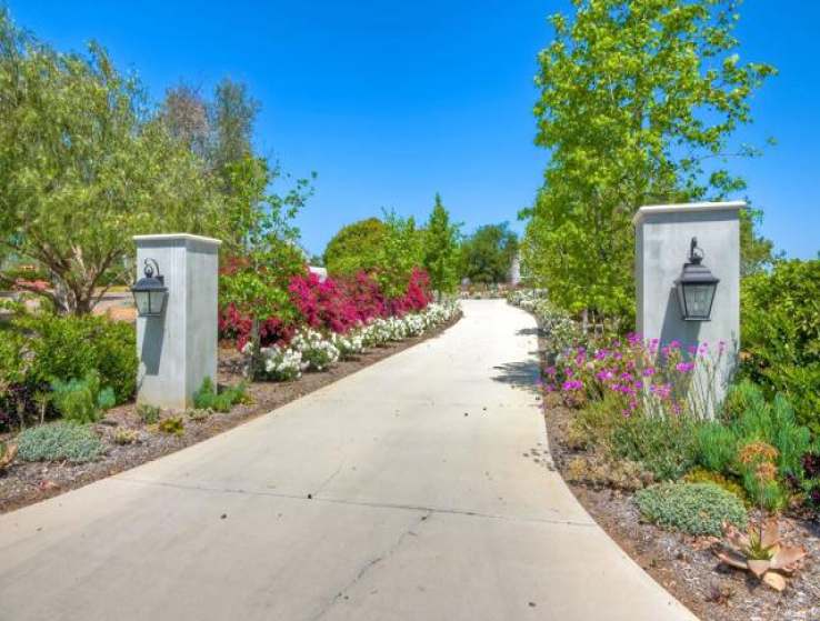 4 Bed Home for Sale in Fallbrook, California