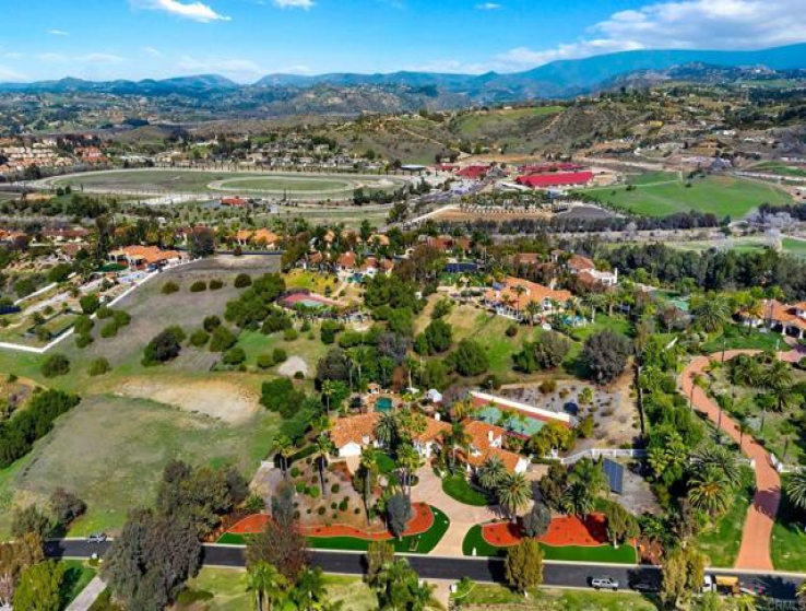 6 Bed Home for Sale in Bonsall, California