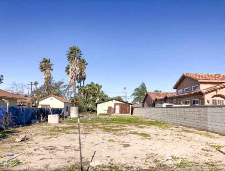 2 Bed Home for Sale in Oxnard, California