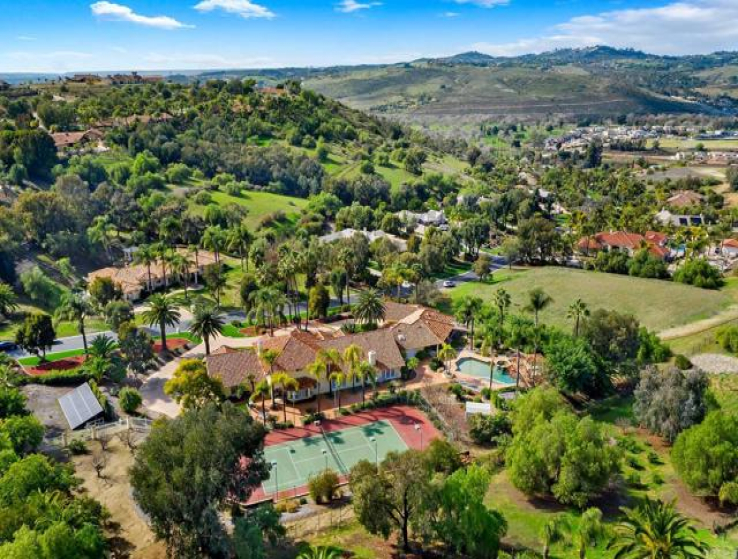 6 Bed Home for Sale in Bonsall, California