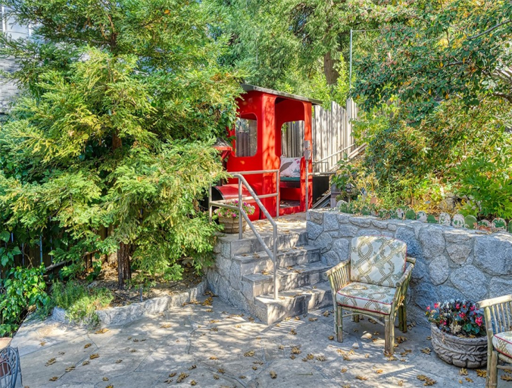 5 Bed Home for Sale in Lake Arrowhead, California