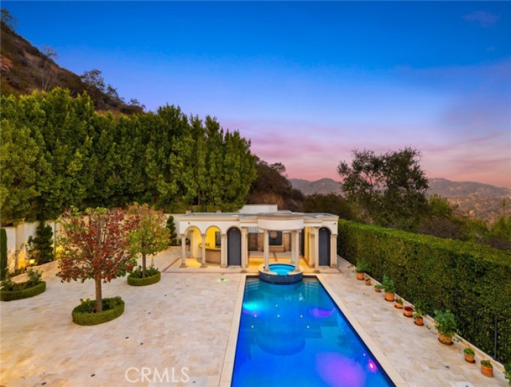 8 Bed Home for Sale in Bel Air, California