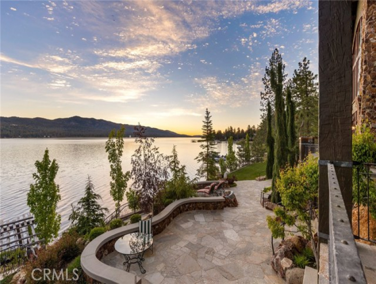5 Bed Home for Sale in Big Bear, California