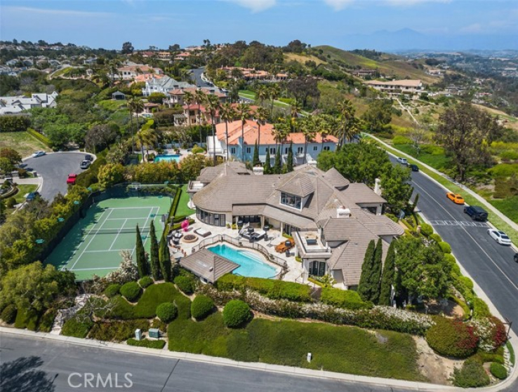 9 Bed Home for Sale in Laguna Niguel, California