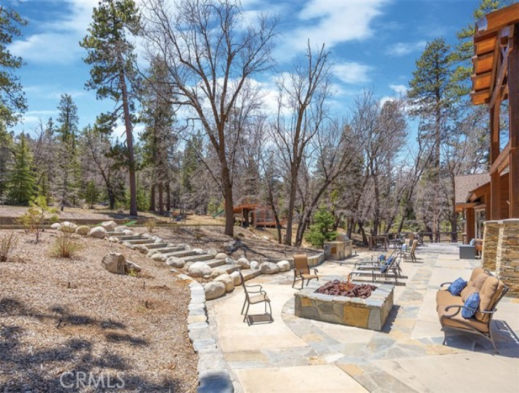 7 Bed Home for Sale in Big Bear, California