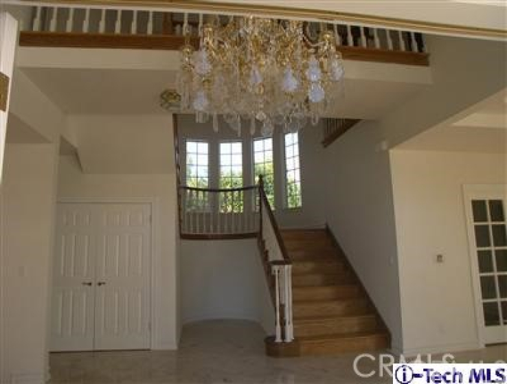 5 Bed Home to Rent in Westlake Village, California