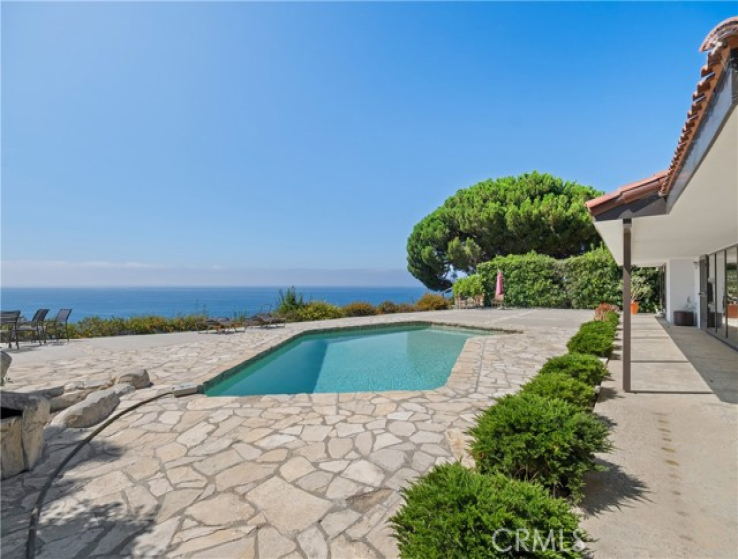 3 Bed Home for Sale in Rancho Palos Verdes, California