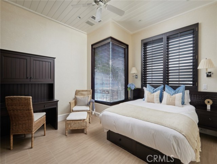 5 Bed Home to Rent in Laguna Beach, California
