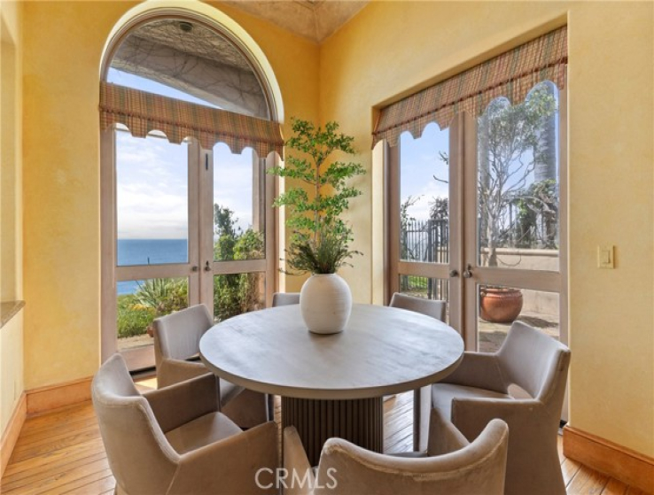 7 Bed Home for Sale in Rancho Palos Verdes, California