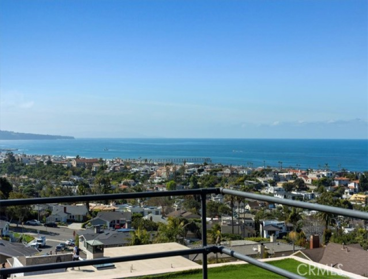 6 Bed Home for Sale in Hermosa Beach, California