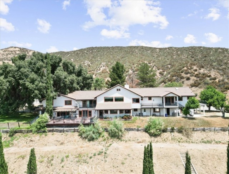 7 Bed Home for Sale in Yucaipa, California
