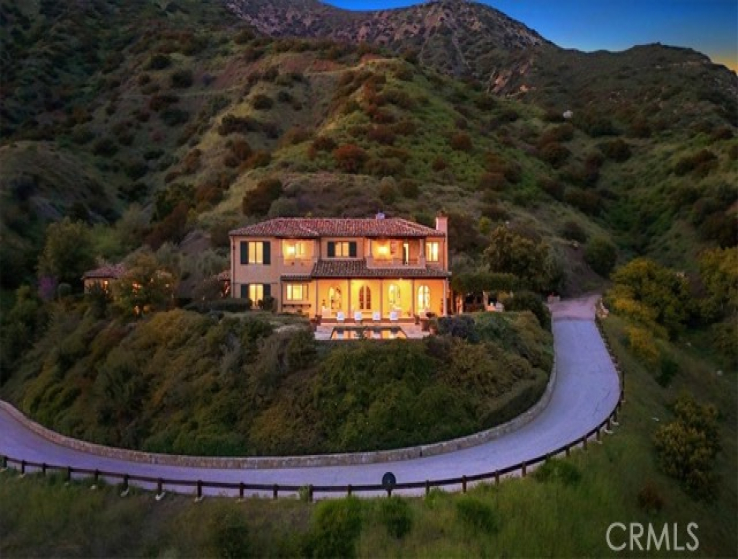8 Bed Home for Sale in Ojai, California