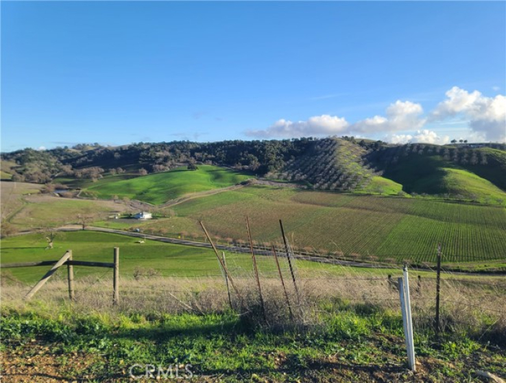 6 Bed Home for Sale in Paso Robles, California