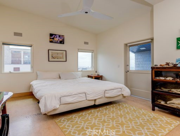 5 Bed Home to Rent in Manhattan Beach, California