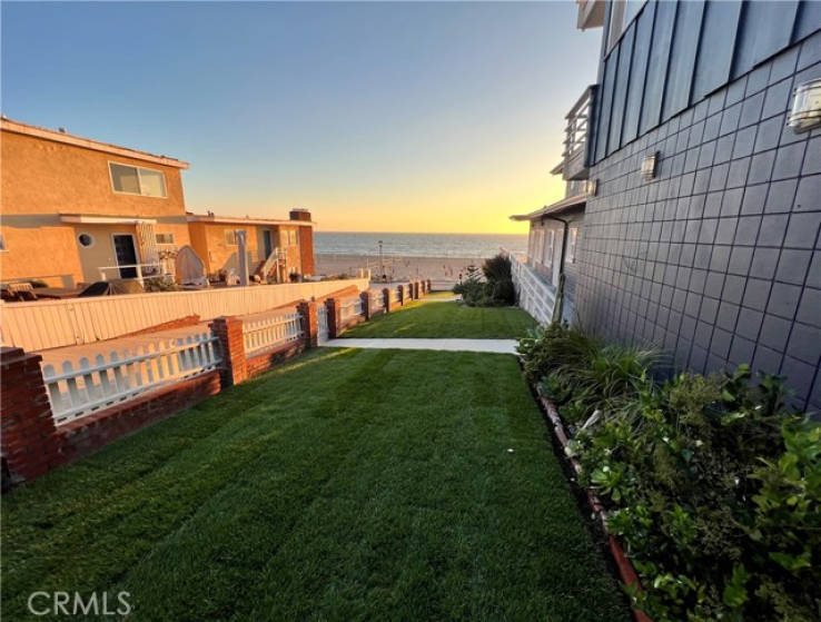  Income Home for Sale in Manhattan Beach, California