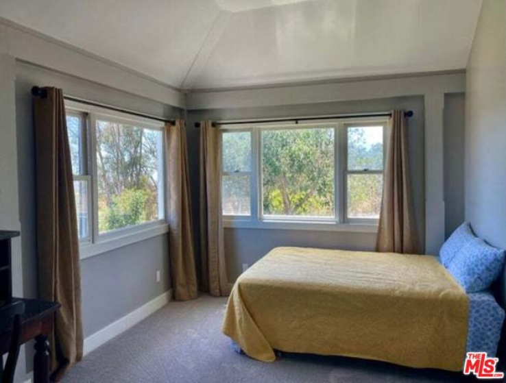 6 Bed Home for Sale in Carpinteria, California