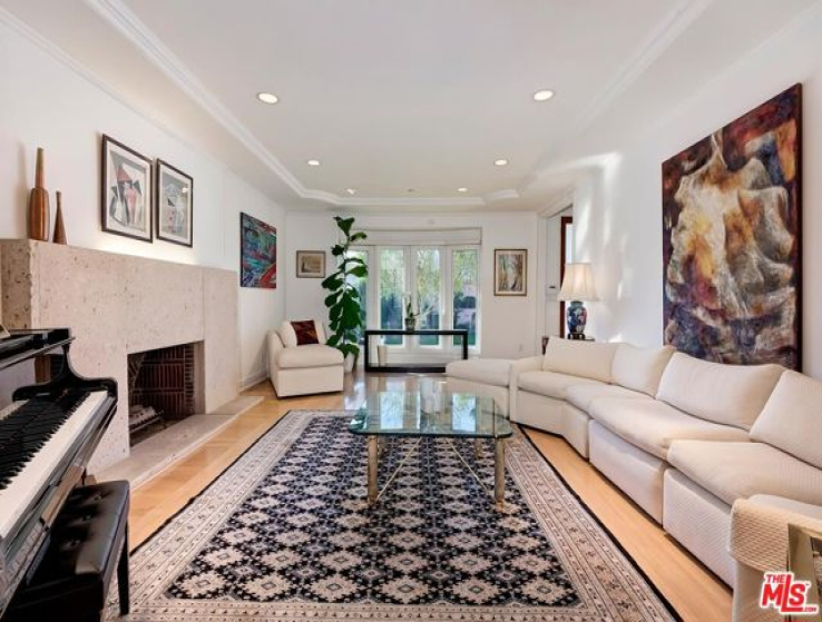 5 Bed Home for Sale in Beverly Hills, California