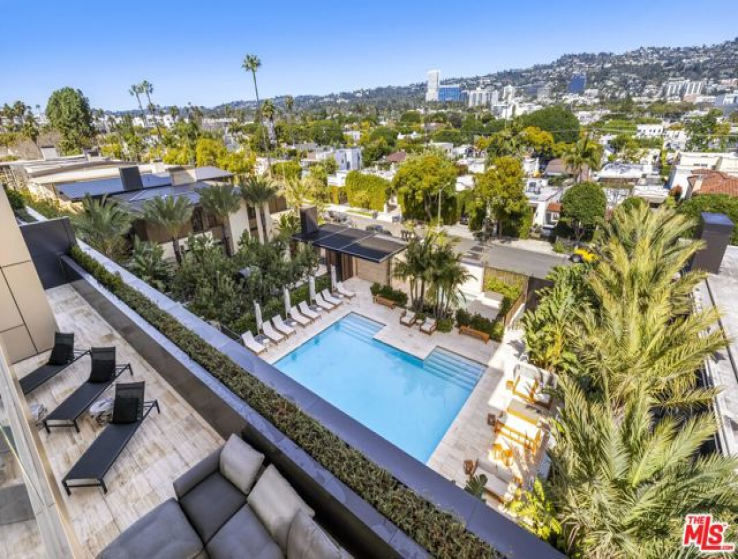 2 Bed Home to Rent in West Hollywood, California