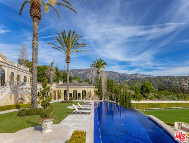 12 Bed Home for Sale in Summerland, California