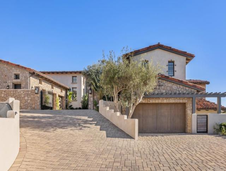 6 Bed Home for Sale in San Diego, California
