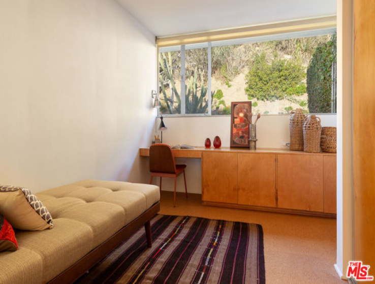 5 Bed Home for Sale in La Crescenta, California